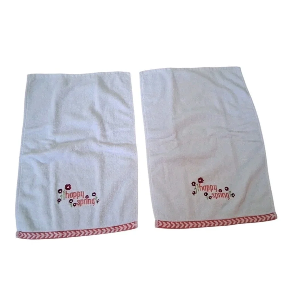Croft & Barrow Happy Spring Embroidered Flowers Decorative Finger Tip Towels